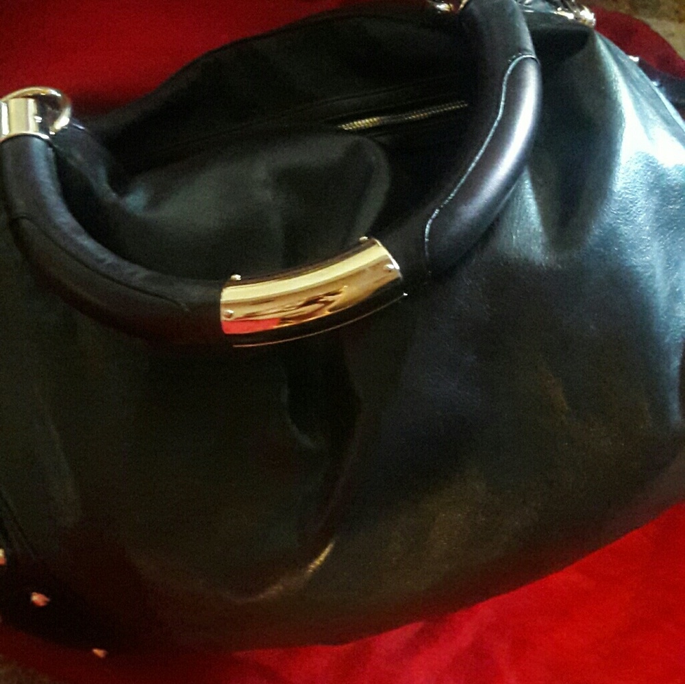 Gucci never used indy bag with bamboo round handle